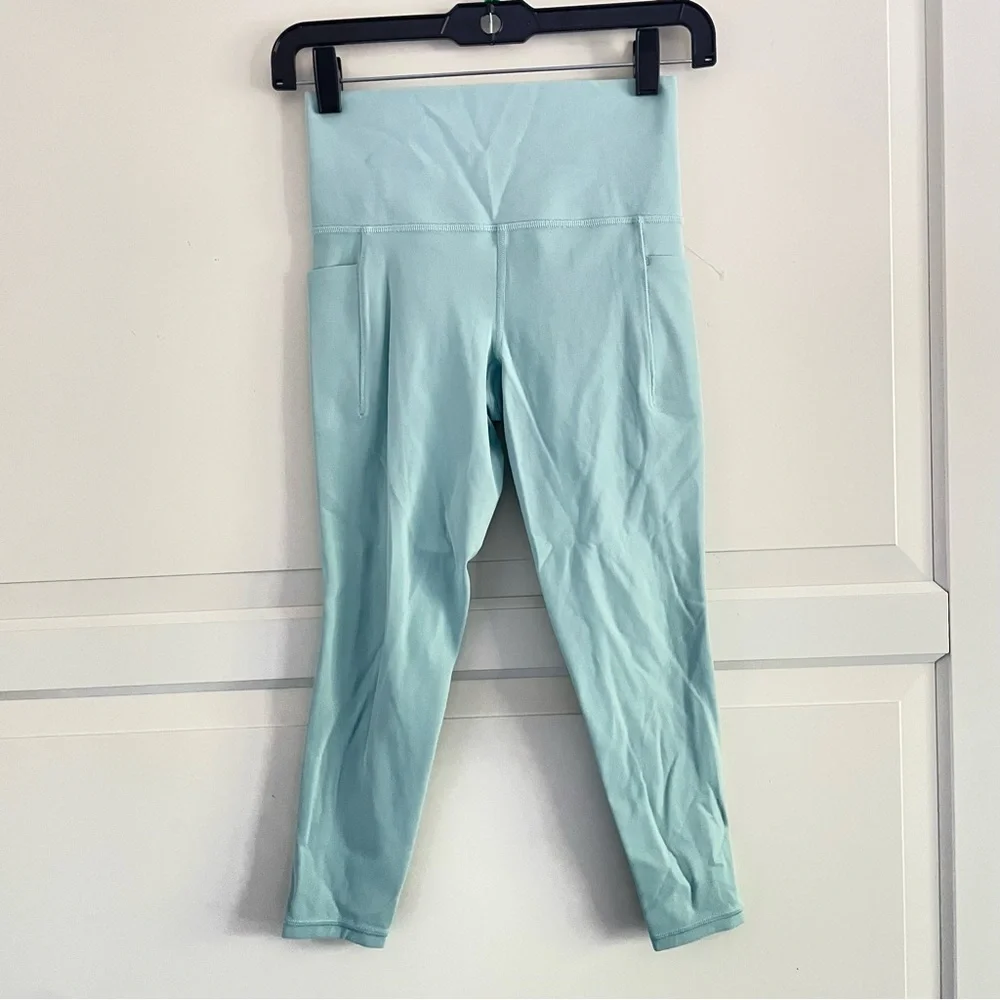Athleta light green